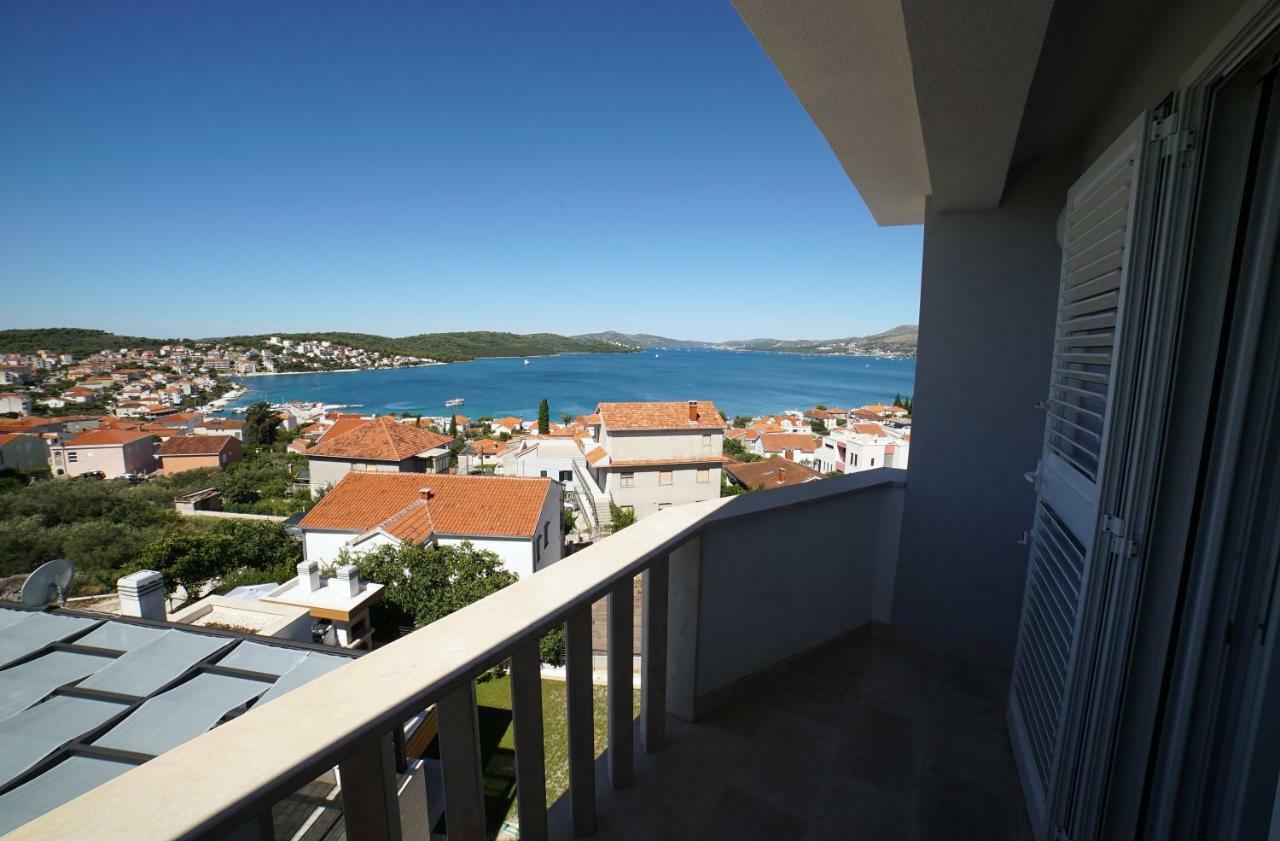 Apartments Gazebo Trogir Exteriör bild